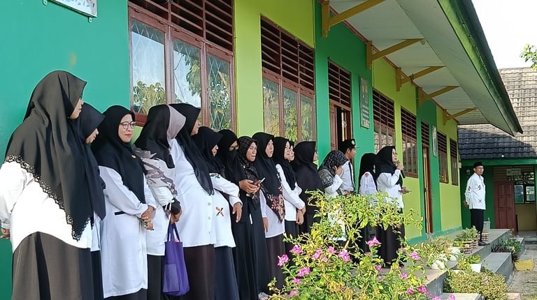 APEL 2025